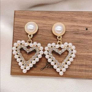 😍 Beautiful Earrings